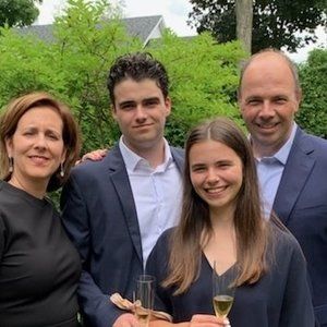 Meet your Posher, Mary-lynn